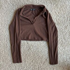 Cropped brown collar neck shirt